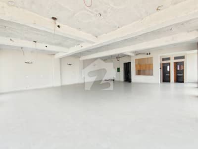 8 Marla Commercial Hall For Rent In Etihad Town Phase 1, Lahore