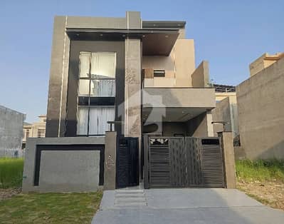 سٹی ہاؤسنگ سوسائٹی گوجرانوالہ میں 4 کمروں کا 5 مرلہ مکان 2.2 کروڑ میں برائے فروخت۔ سٹی ہاؤسنگ سوسائٹی گوجرانوالہ میں 4 کمروں کا 5 مرلہ مکان 2.2 کروڑ میں برائے فروخت۔