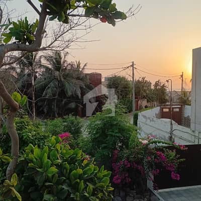 BEAUTIFUL RENOVATED VILLA IN PHASE 6