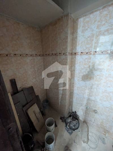 گلشنِ اقبال - بلاک 13 بی گلشنِ اقبال,گلشنِ اقبال ٹاؤن,کراچی میں 2 کمروں کا 4 مرلہ فلیٹ 40.0 ہزار میں کرایہ پر دستیاب ہے۔