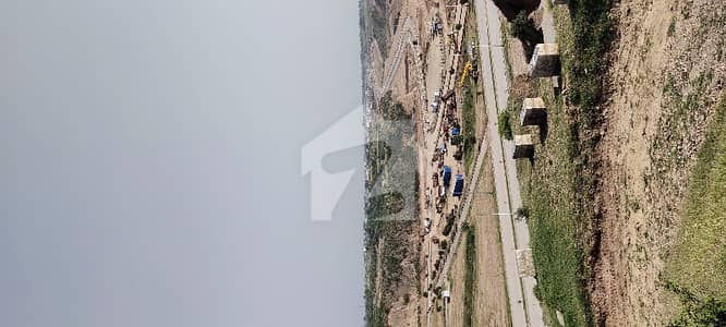 ڈی ایچ اے ویلی - روز سیکٹر ڈی ایچ اے ویلی,ڈی ایچ اے ڈیفینس,اسلام آباد میں 8 مرلہ رہائشی پلاٹ 65.0 لاکھ میں برائے فروخت۔ ڈی ایچ اے ویلی - روز سیکٹر ڈی ایچ اے ویلی,ڈی ایچ اے ڈیفینس,اسلام آباد میں 8 مرلہ رہائشی پلاٹ 65.0 لاکھ میں برائے فروخت۔