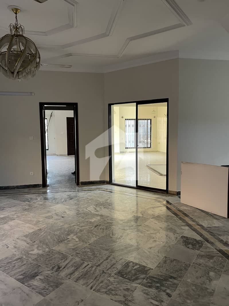 F-11 Upper Portion 3 Bedroom For Rent F-11 Upper Portion 3 Bedroom For Rent