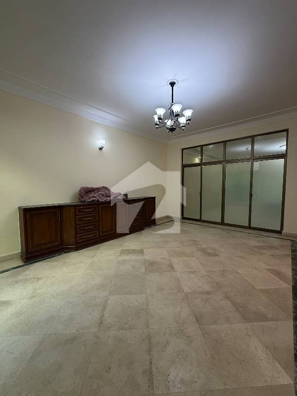 F8 Beautiful House Available For Rent F8 Beautiful House Available For Rent