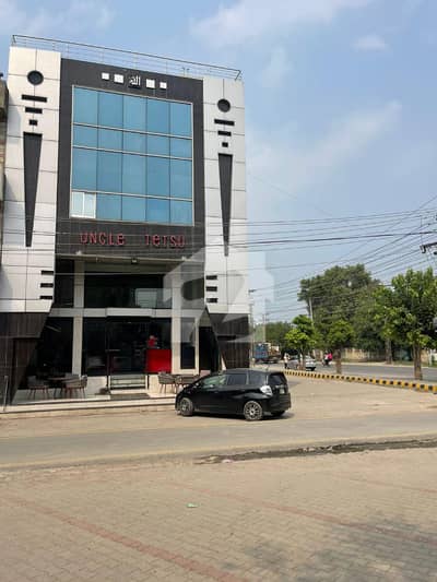 ڈی ایچ اے فیز 1 - بلاک کے ڈی ایچ اے فیز 1,ڈی ایچ اے ڈیفینس,لاہور میں 4 مرلہ Studio عمارت 11.5 کروڑ میں برائے فروخت۔