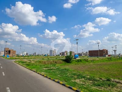 ایل ڈی اے سٹی فیز 1 ۔ بلاک سی ایل ڈی اے سٹی فیز 1 - جناح سیکٹر,ایل ڈی اے سٹی فیز 1,ایل ڈی اے سٹی,ایل ڈی اے روڈ,لاہور میں 1 کنال رہائشی پلاٹ 1.93 کروڑ میں برائے فروخت۔