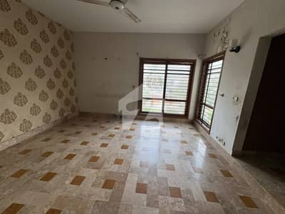 Bungalow Available For Rent Khayaban Qasim 300 Yard Duplex