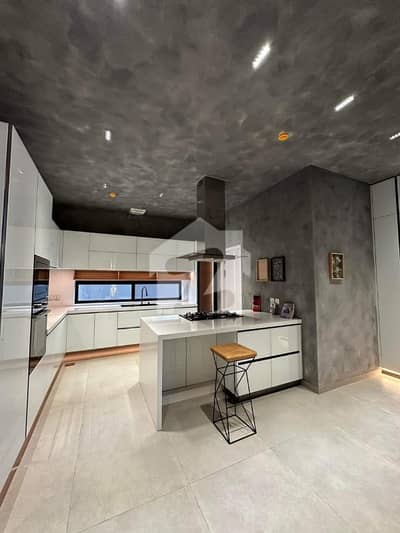 F8 Beautiful House For Rent
