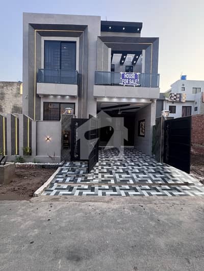 Brand New 5 Marla House Available In Park View City For Sale
