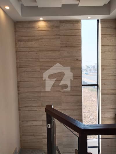 Prime Location | 10 Marla Flat for Sale in Askari 11 Lahore SECTOR D