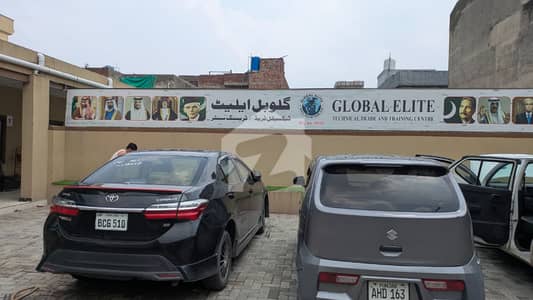 2 Kanal Brand New Semi-Commercial Building for Rent Sabzazar Main Boulevard Prime Location: C Block, Sabzazar Lahore