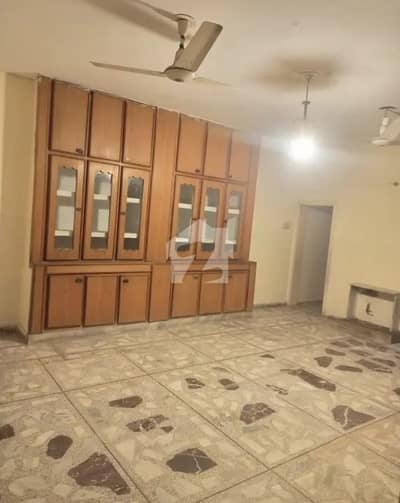8 Marla For Rent 1st Floor Best Location