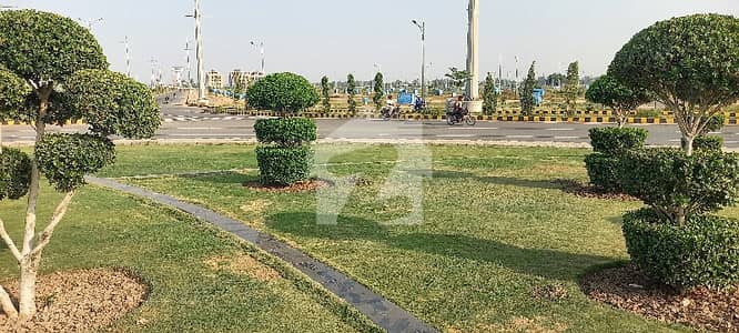 ڈی ایچ اے فیز 8 - بلاک ایس ڈی ایچ اے فیز 8,ڈی ایچ اے ڈیفینس,لاہور میں 1 کنال رہائشی پلاٹ 5.3 کروڑ میں برائے فروخت۔ ڈی ایچ اے فیز 8 - بلاک ایس ڈی ایچ اے فیز 8,ڈی ایچ اے ڈیفینس,لاہور میں 1 کنال رہائشی پلاٹ 5.3 کروڑ میں برائے فروخت۔