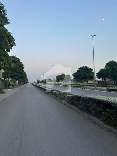 ڈی ایچ اے فیز 2 - سیکٹر ڈی ڈی ایچ اے ڈیفینس فیز 2,ڈی ایچ اے ڈیفینس,اسلام آباد میں 1 کنال رہائشی پلاٹ 6.1 کروڑ میں برائے فروخت۔