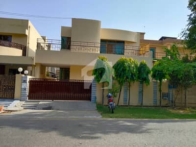 10 Marla Modern Design House For Sale In DHA Phase 4 Block-DD Lahore.
