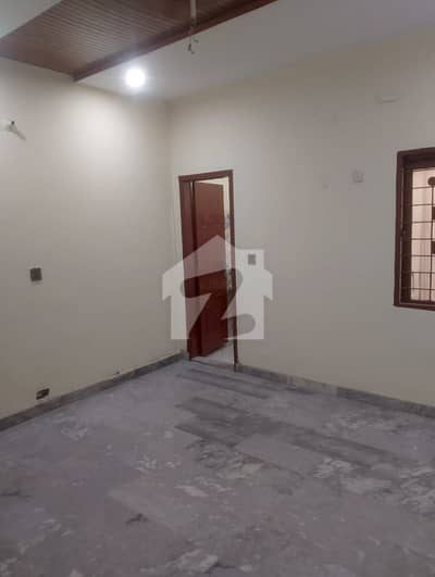 سبزہ زار سکیم لاہور میں 2 کمروں کا 5 مرلہ بالائی پورشن 45.0 ہزار میں کرایہ پر دستیاب ہے۔ سبزہ زار سکیم لاہور میں 2 کمروں کا 5 مرلہ بالائی پورشن 45.0 ہزار میں کرایہ پر دستیاب ہے۔