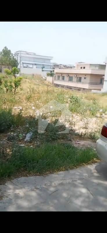 پاکستان ٹاؤن ۔ فیز 2 پاکستان ٹاؤن,اسلام آباد میں 1 کنال رہائشی پلاٹ 2.55 کروڑ میں برائے فروخت۔