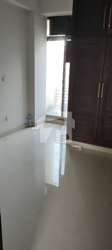 نیول اینکریج اسلام آباد میں 1 کمرے کا 2 مرلہ فلیٹ 25.0 ہزار میں کرایہ پر دستیاب ہے۔
