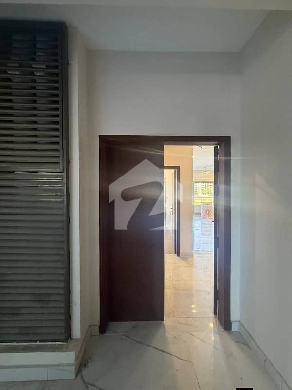 Apartment Askari 6 Brand New Apartment Askari 6 Brand New
