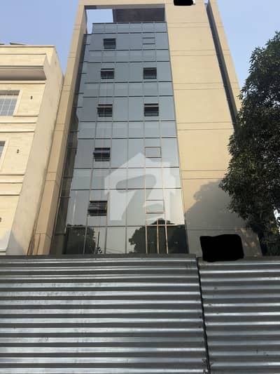 1 Kanal Brand New Commercial Building For Rent On Main Boulevard Johar Town Lahore 6 Floors | 22,000 Sq. Ft. 1 Kanal Brand New Commercial Building For Rent On Main Boulevard Johar Town Lahore 6 Floors | 22,000 Sq. Ft.