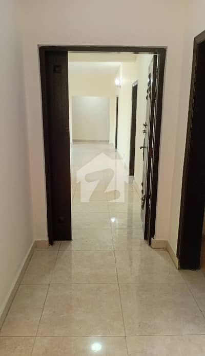 10 Marla Apartment Available For Rent In Askari 11