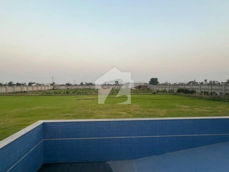 برکی روڈ کینٹ,لاہور میں 5 کمروں کا 10 کنال فارم ہاؤس 9.0 کروڑ میں برائے فروخت۔ برکی روڈ کینٹ,لاہور میں 5 کمروں کا 10 کنال فارم ہاؤس 9.0 کروڑ میں برائے فروخت۔