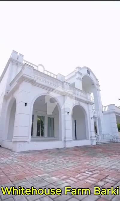 برکی روڈ کینٹ,لاہور میں 4 کمروں کا 4 کنال فارم ہاؤس 6.5 کروڑ میں برائے فروخت۔