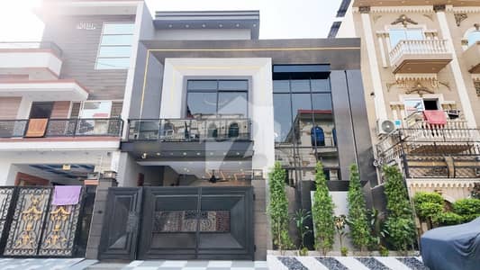 الرحمان گارڈن فیز 2 الرحمان گارڈن,لاہور میں 5 کمروں کا 7 مرلہ مکان 3.95 کروڑ میں برائے فروخت۔ الرحمان گارڈن فیز 2 الرحمان گارڈن,لاہور میں 5 کمروں کا 7 مرلہ مکان 3.95 کروڑ میں برائے فروخت۔