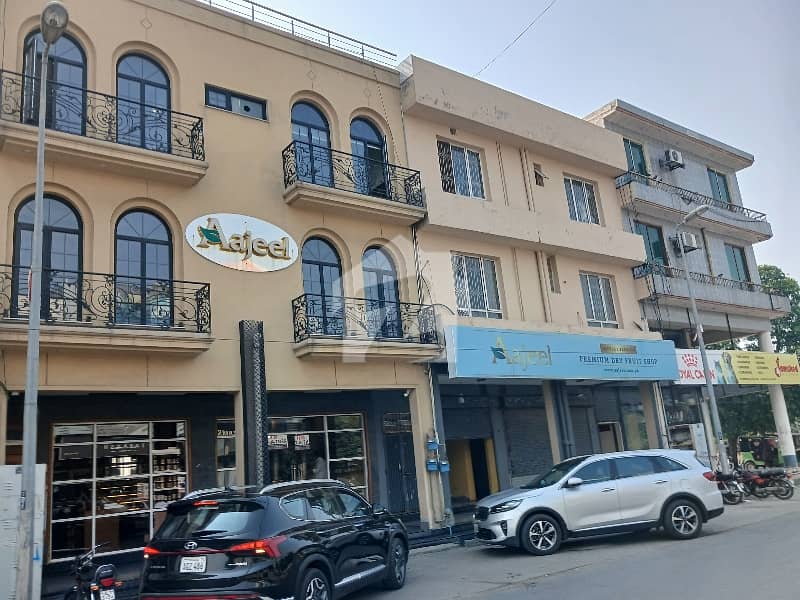 ڈی ایچ اے فیز 1 ڈی ایچ اے ڈیفینس,لاہور میں 4 مرلہ Studio عمارت 7.85 کروڑ میں برائے فروخت۔ ڈی ایچ اے فیز 1 ڈی ایچ اے ڈیفینس,لاہور میں 4 مرلہ Studio عمارت 7.85 کروڑ میں برائے فروخت۔