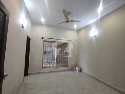 سوان گارڈن اسلام آباد میں 2 کمروں کا 4 مرلہ فلیٹ 32.0 ہزار میں کرایہ پر دستیاب ہے۔