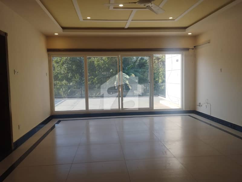 F-6/3, 6 Bedrooms House. F-6/3, 6 Bedrooms House.