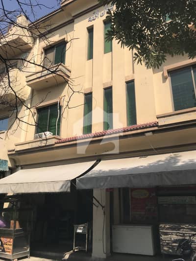 ایگریکس ٹاؤن لاہور میں 6 مرلہ Studio عمارت 5.5 کروڑ میں برائے فروخت۔