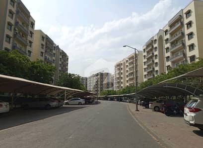 10 Marla Flat For sale In Askari 11 Lahore In Only Rs. 41700000