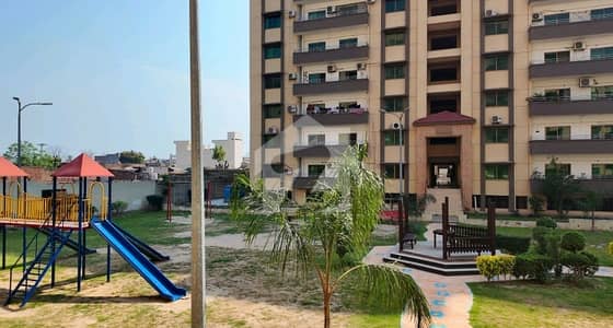 A Flat Of 10 Marla In Lahore