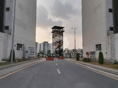 Stunning 10 Marla Flat In Askari 11 - Sector D Available