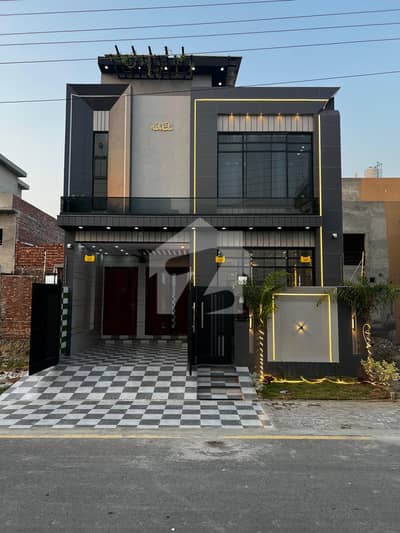 Central Park 5 Marla Brand New Luxury Owner Build House Available Sale Very Reasonable Price