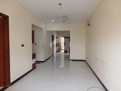 5 Room Apartment For Sale | PECHS | Tariq Road