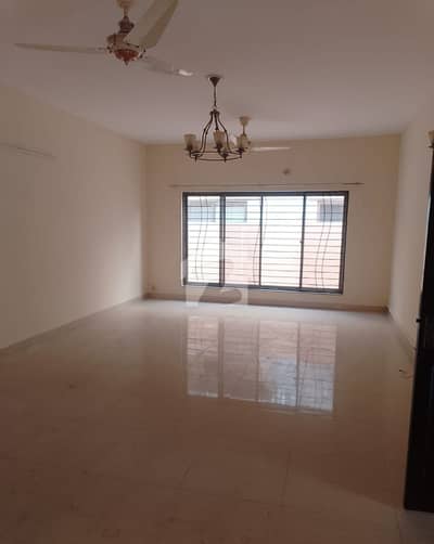 4 Bed Big Family House For Sale In Askari 10 Sector F | Not Flat