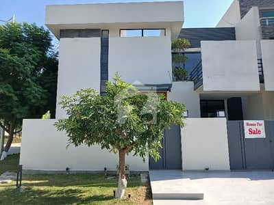 10 Marla Luxury House,B Block,B-17, House For Sale.
