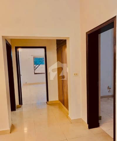 17 MARLA 4 BED BUEETIFUL HOUSE IN ASKARI 10 SECTOR F