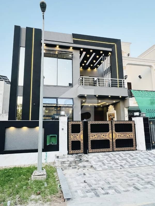 5 Marla Brand New Modern Style House 5 Marla Brand New Modern Style House