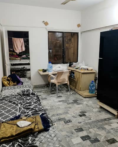2 BED DD FLAT AVAILABLE FOR SALE AT BLOCK-6, GULSHAN-E-IQBAL, KARACHI