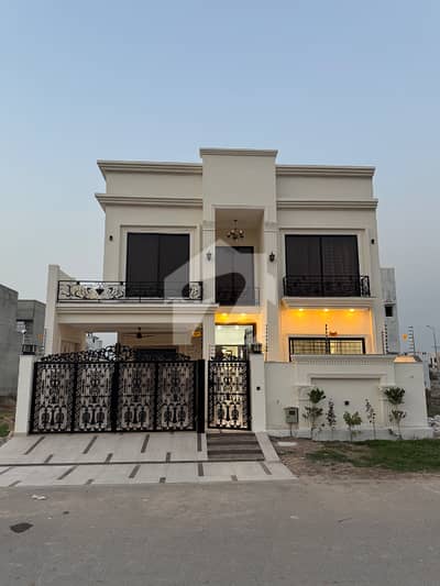 10 Marla Brand New Victorian House For Sale in Sector B1 DHA Multan | 80 Feed Road