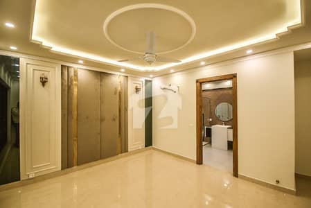 Luxurious 1 Kanal House For Sale In DHA Phase 8 Lahore Brand New With Basement