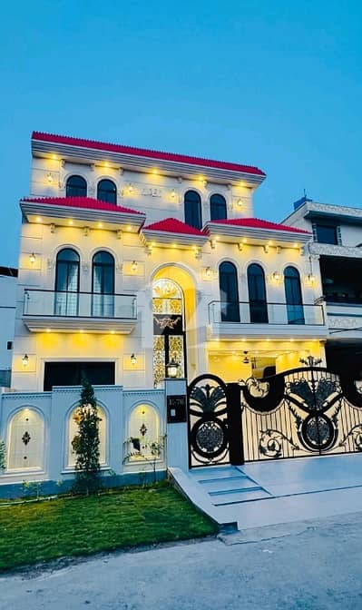 سٹی ہاؤسنگ سوسائٹی گوجرانوالہ میں 6 کمروں کا 10 مرلہ مکان 4.8 کروڑ میں برائے فروخت۔ سٹی ہاؤسنگ سوسائٹی گوجرانوالہ میں 6 کمروں کا 10 مرلہ مکان 4.8 کروڑ میں برائے فروخت۔