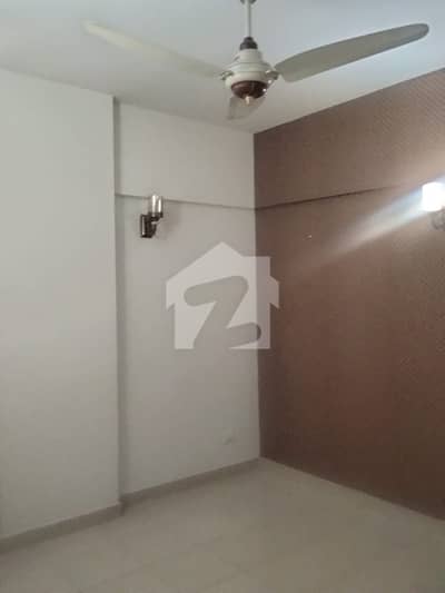 1200 Sq Ft 3 Bedrooms, Drawing, Lounge, Kitchen 2nd Floor With Lift, Standby Generator, Car Parking, Apartment Available For Rent In DHA Phase VI Big Bukhari Commercial