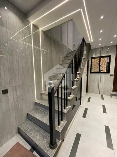 10 Marla Full House Available For Rent in Bahria town phase 8 Rawalpindi