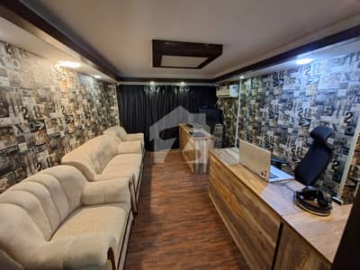 سحر کمرشل ایریا ڈی ایچ اے فیز 7,ڈی ایچ اے ڈیفینس,کراچی میں 4 مرلہ Studio دفتر 1.2 کروڑ میں برائے فروخت۔