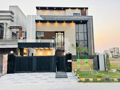 سٹی ہاؤسنگ سوسائٹی گوجرانوالہ میں 6 کمروں کا 10 مرلہ مکان 4.4 کروڑ میں برائے فروخت۔ سٹی ہاؤسنگ سوسائٹی گوجرانوالہ میں 6 کمروں کا 10 مرلہ مکان 4.4 کروڑ میں برائے فروخت۔
