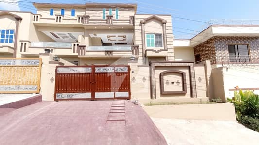 Prime Location House Of 10 Marla For Sale In Gulshan Abad Sector 3