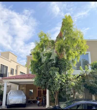 10 Marla Defence Villa With A Unique Design Of 5 Bed Available For Sale